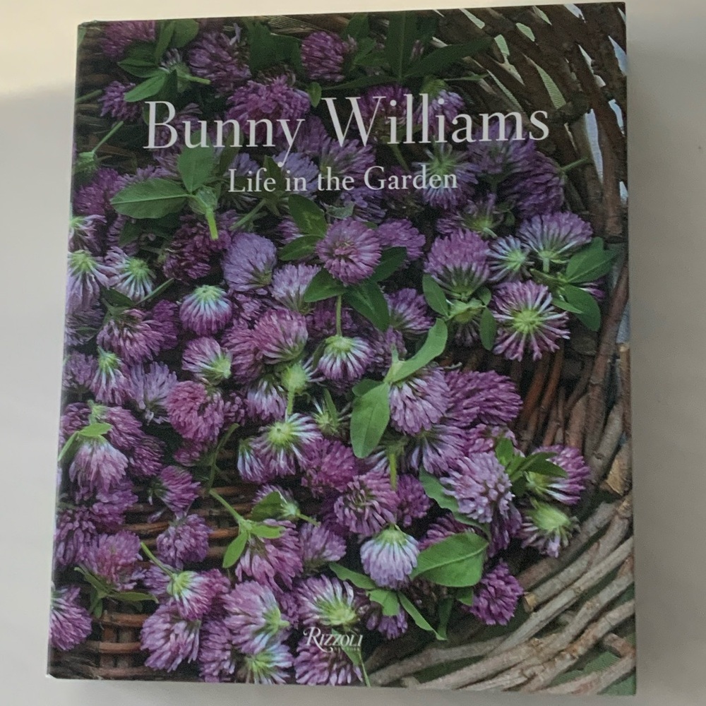 NEW! Rizzoli Bunny Williams 'Life in the Garden' with Purple and Green Cover